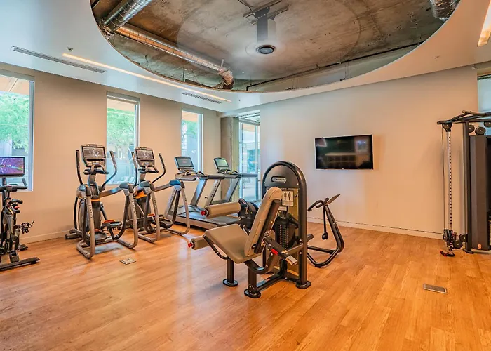 Rooseveltrow Dt Gympoolparkingbalconywdclean Apartamento
